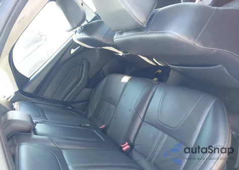 2014 Ford Focus Se z USA, uszkodzony, nr VIN 1FADP3K27EL192803